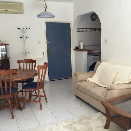 Apartment Paradise Garden 4, Kato Paphos