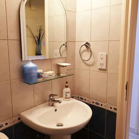 Paradise Garden 4, Kato Apartament *